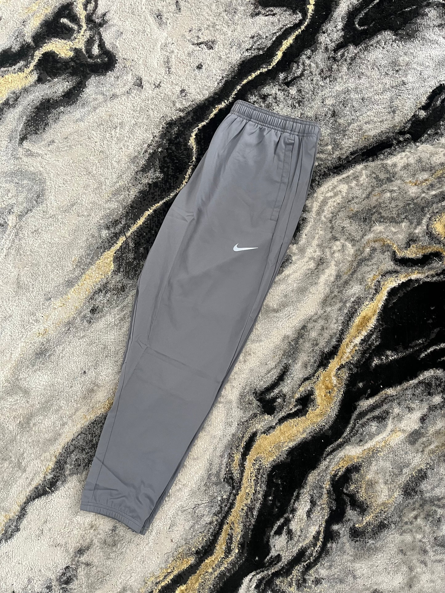 Nike Repel Pants in Grey – Water-Resistant Track Bottoms