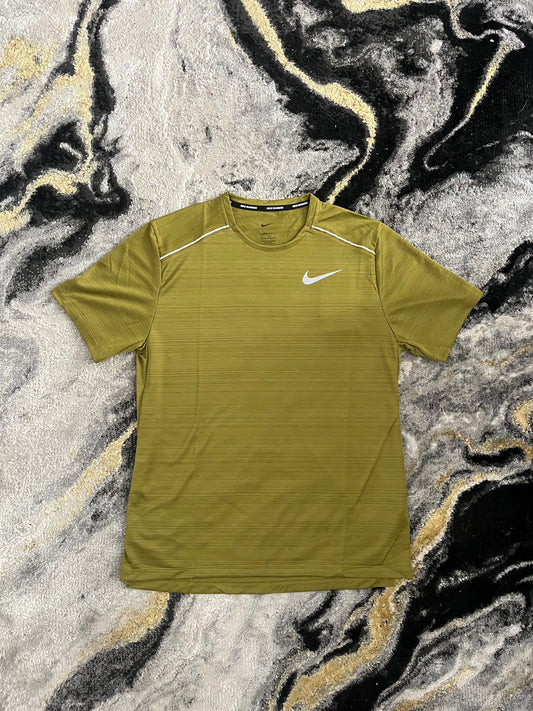Nike Miler 1.0 Running T-Shirt in Olive – Lightweight Men’s Performance Top