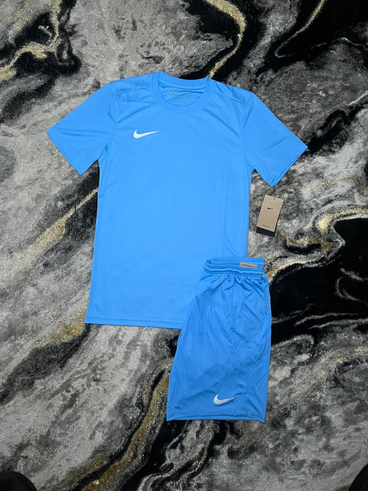 Nike Dri-FIT Shorts Set in Blue – Lightweight Sportswear Outfit