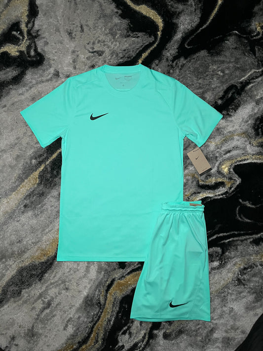 Nike Dri-FIT Shorts Set in Teal – Breathable Matching Activewear Set