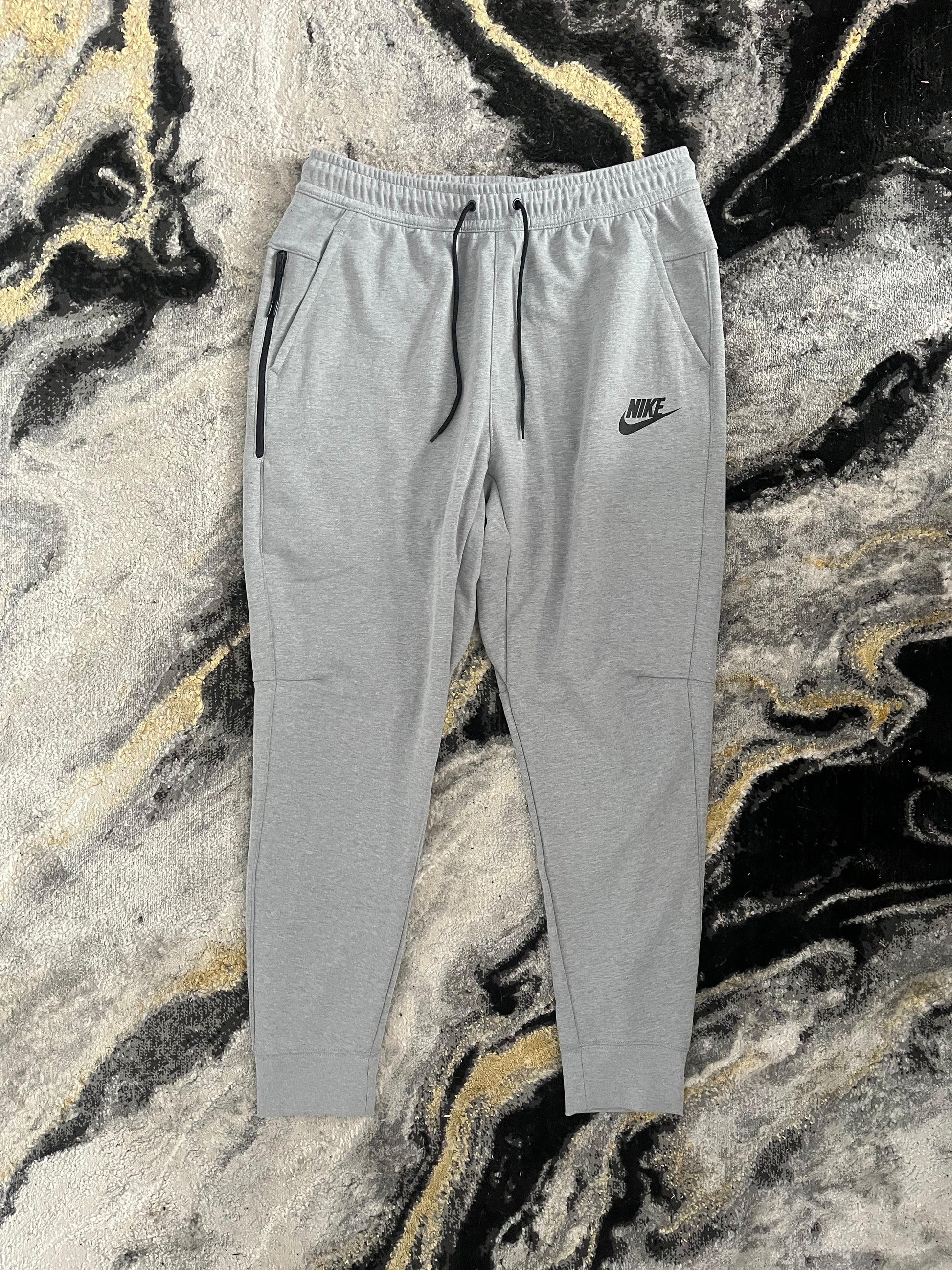 Nike Tech Fleece Joggers in Grey - Lightweight Slim Fit Streetwear