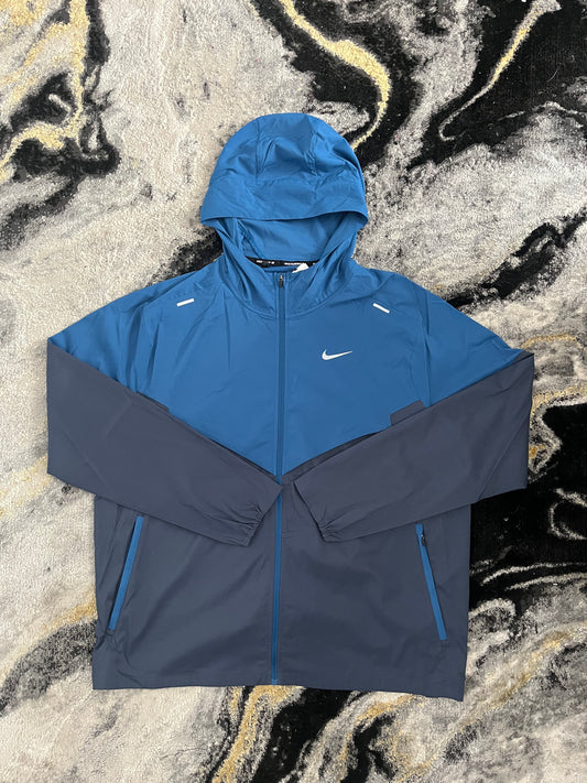 Nike Windrunner Jacket in Blue – Lightweight Hooded Windbreaker